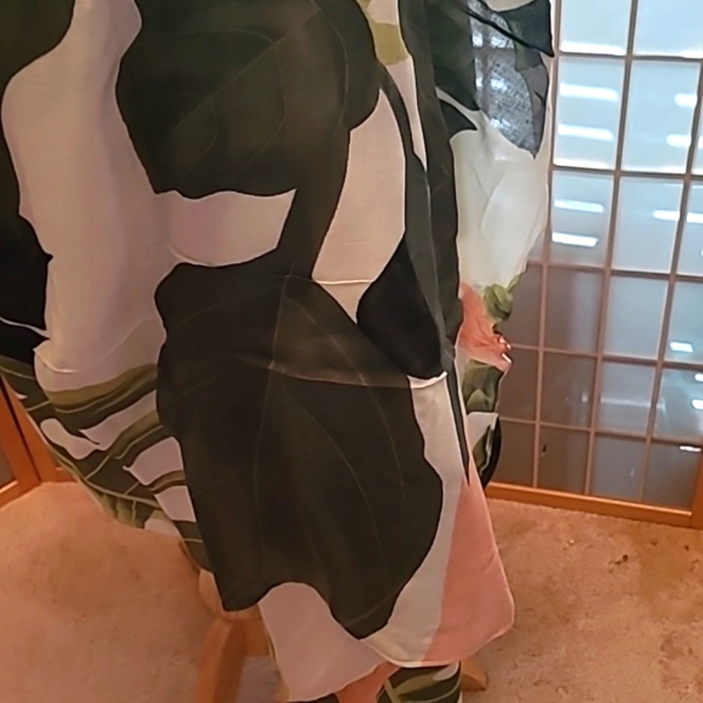 Virginia wolf wrap - Picture 2 of 5
